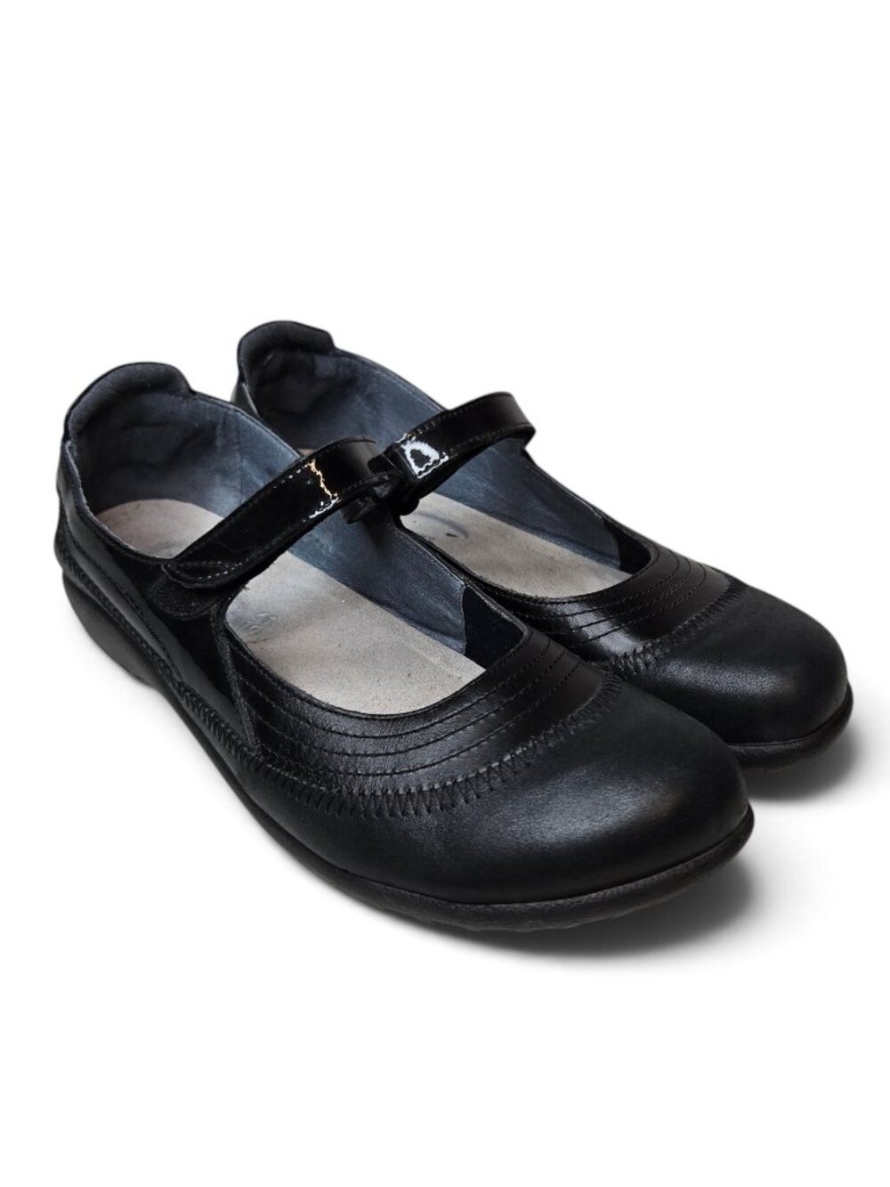 Naot Kirei Leather Mary Jane Shoes Womens Black Goth Patent Strap L10